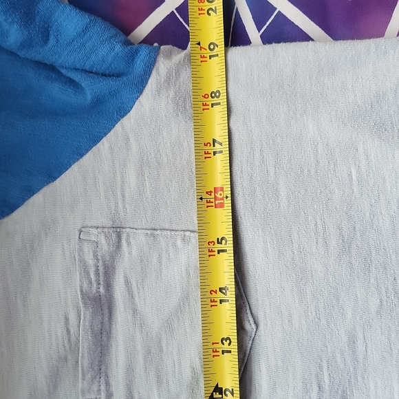 Blue and gray raglan top - Picture 6 of 8